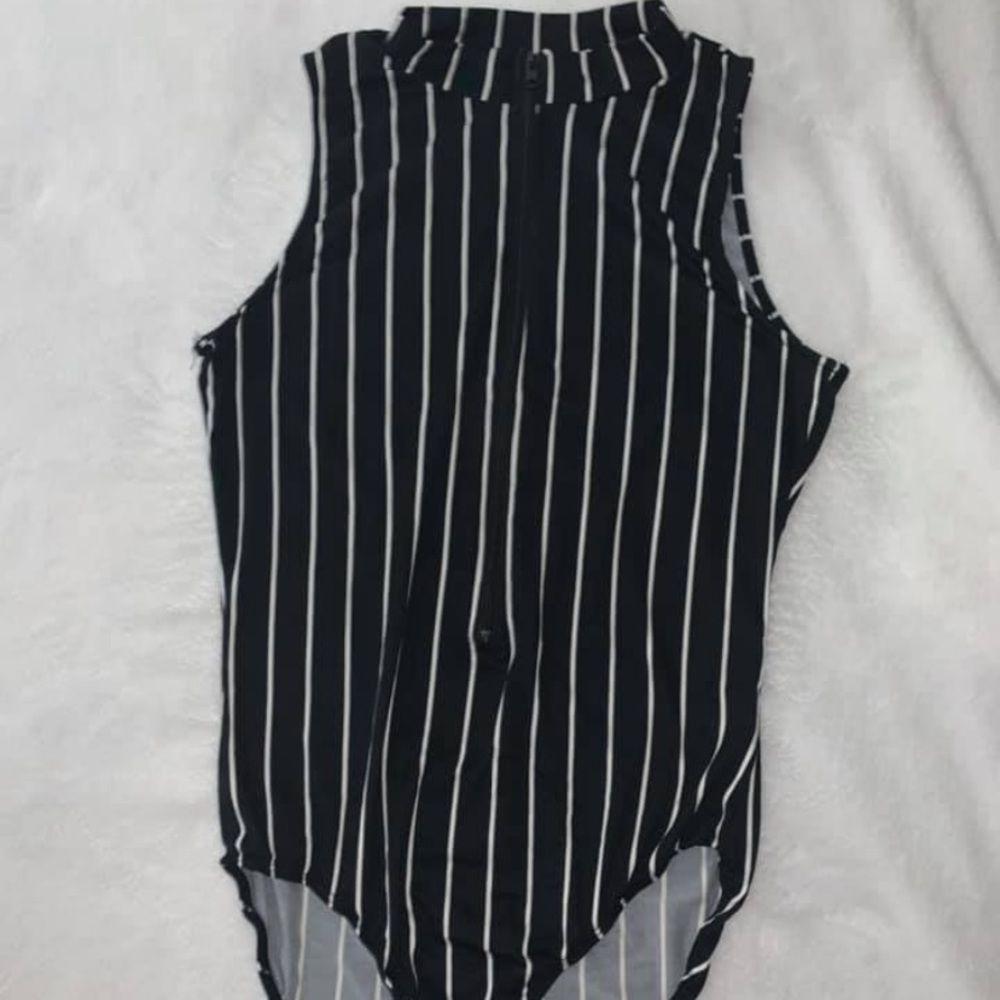 Zipper striped bodysuit - M